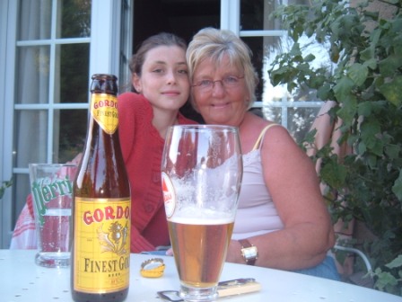 Christiane, Kelly et la bière préférée de mon ami Gustaaf